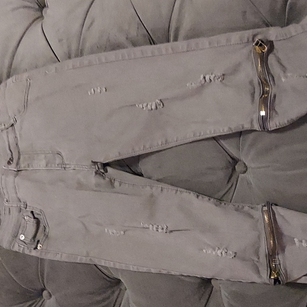 Boys Grey ripped and knee zipper jeans size 16